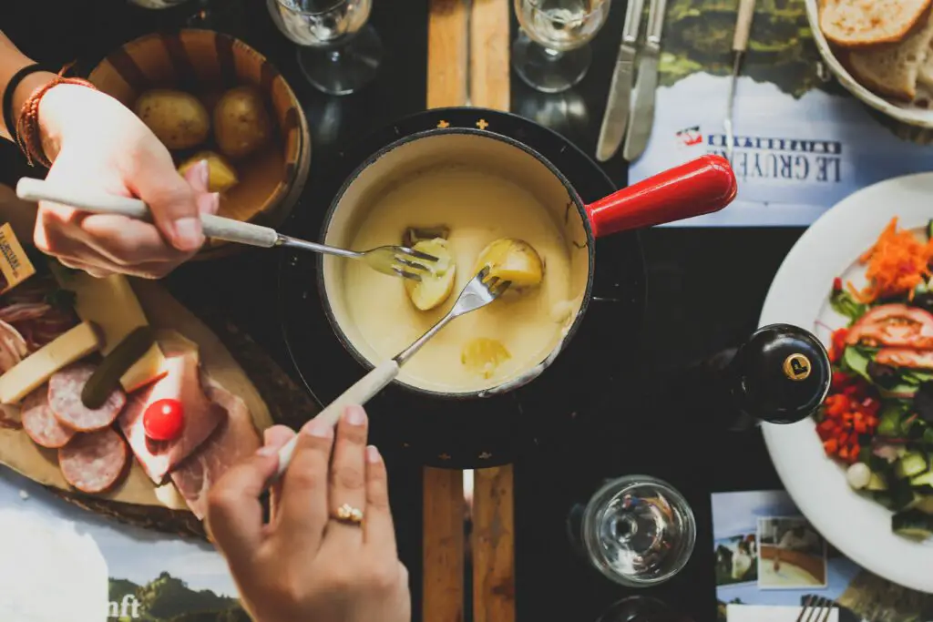 Fondue plat conviviale