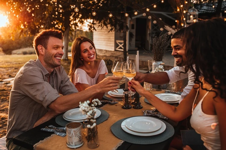 Comment réussir sa soirée raclette ?